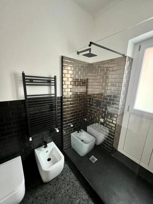 Casa Sassari - Vicino Porta Susa F.S. Turijn Buitenkant foto