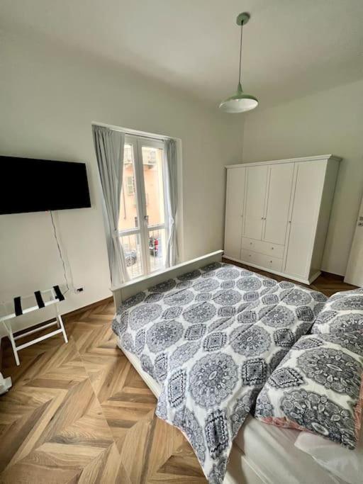 Casa Sassari - Vicino Porta Susa F.S. Turijn Buitenkant foto