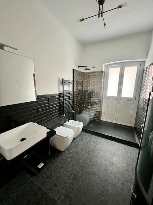 Casa Sassari - Vicino Porta Susa F.S. Turijn Buitenkant foto