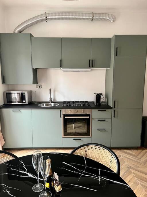 Casa Sassari - Vicino Porta Susa F.S. Turijn Buitenkant foto